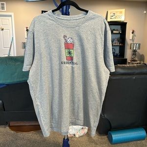 Men’s life is Good gray Short Sleeve T-Shirt. Size XL